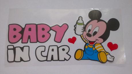 Nálepka na auto dieťa v aute (baby in car) mickey, 