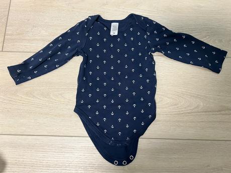 Body s kotvami, baby club,86