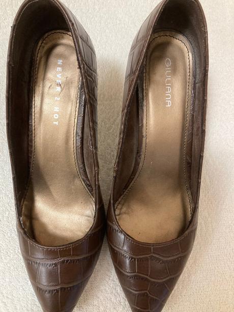 Lodičky s poštovným, 38