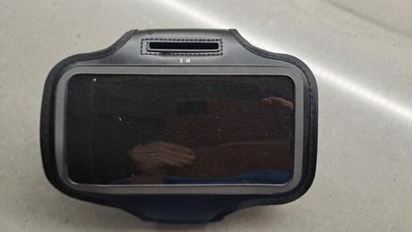 Puzdro na mobil na behanie nové,