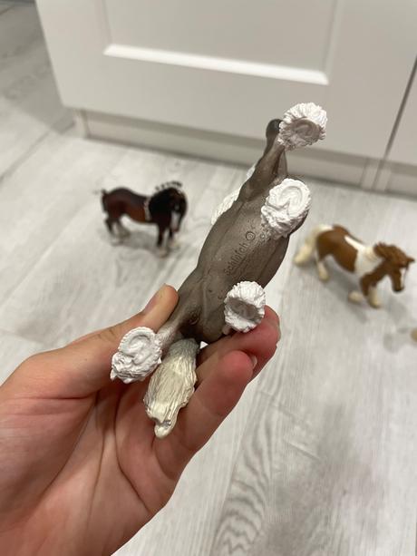 Schleich ťažné kone, 