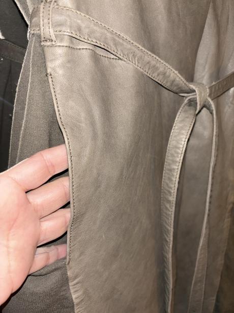 Kožené šaty humanoid m, m