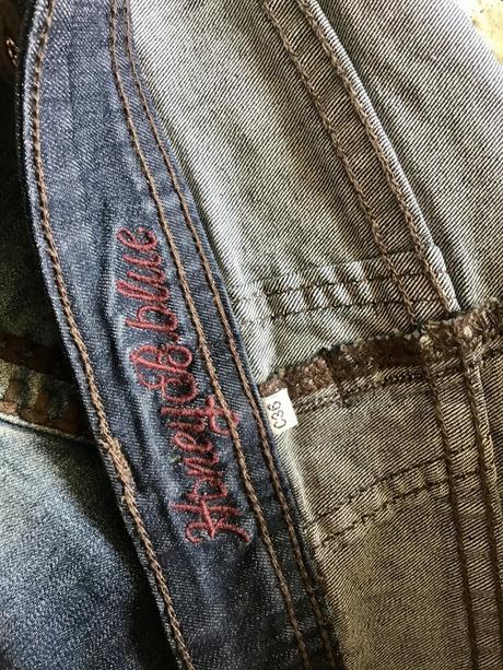 Krásna elasticka sukňa, 38