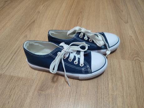 Tramky 32, firefly,32