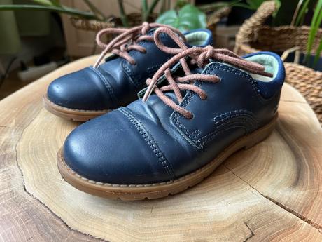 Elegantné poltopánky kickers, kickers,28