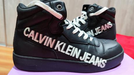Calvin klein kožené tenisky, 40
