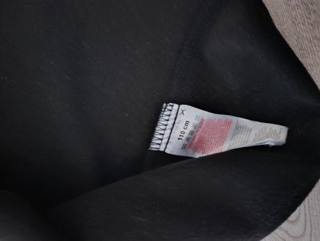 Koženková sukňa, 110