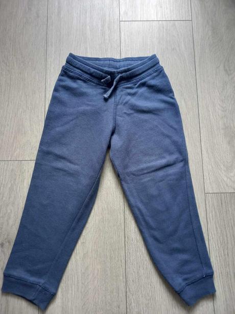 Tepláky 98/104, lupilu,98