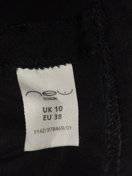 Elastická čierna sukňa č.38, new look,38