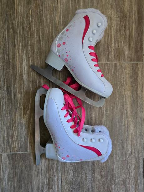 Glamour korčule na ľad č.35, crowned,35
