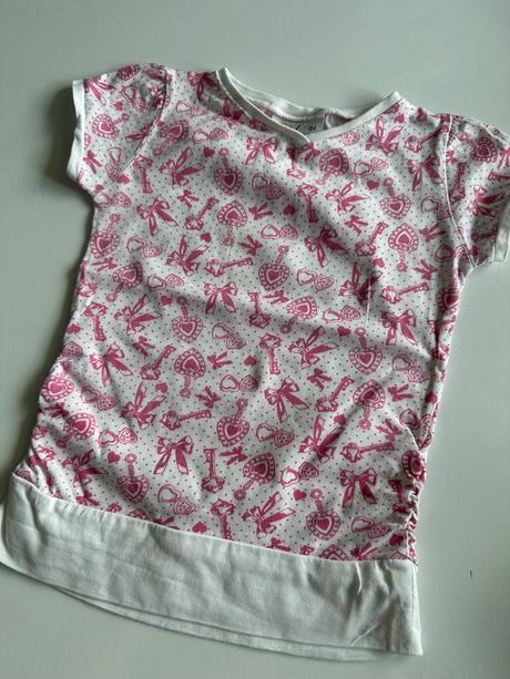 Pekne tricko, kik,104