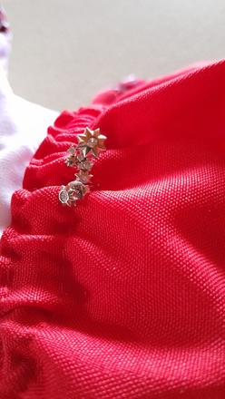 Asymetrické náušnice,