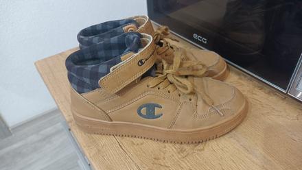 Prechodné topánky champion č.37, champion,37