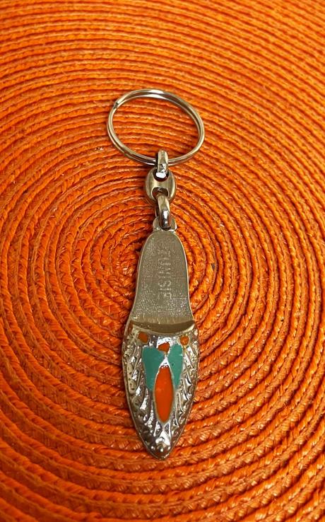 Kovový etno prívesok, 