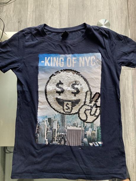 Tricko s premienacim obrazkom, chapter young,146