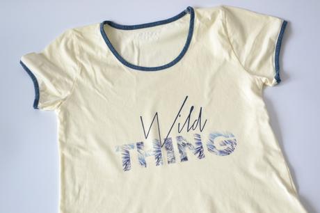 Bledožlté tričko s, s