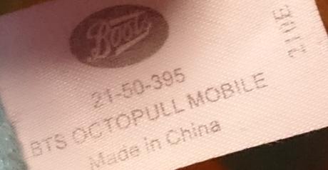 Zavesovacia chobotnica so zrkadielkom, boots, 