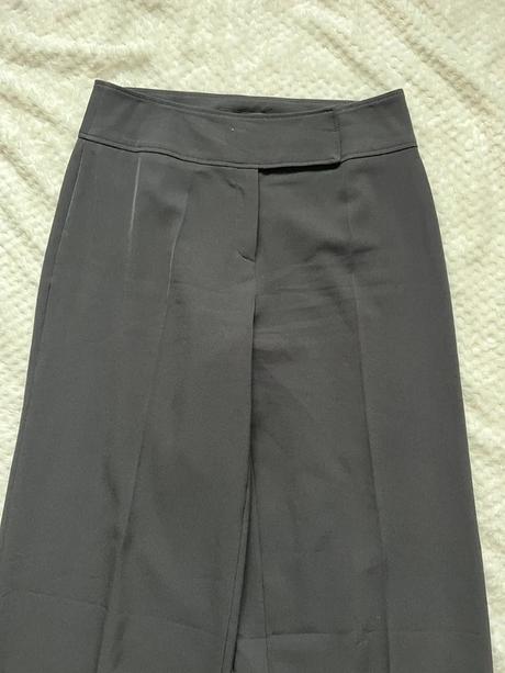 Čierne nohavice so širokým pásom, m