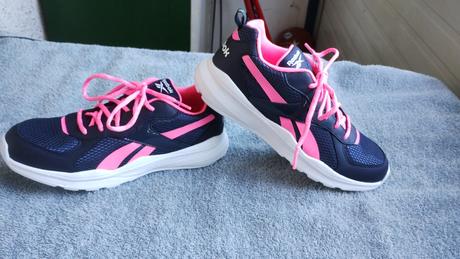 Tenisky, reebok,38