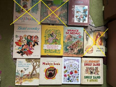 Sada 8 ks knižiek, 