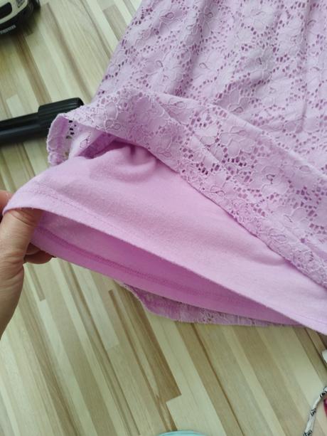 Letné šaticky, 140