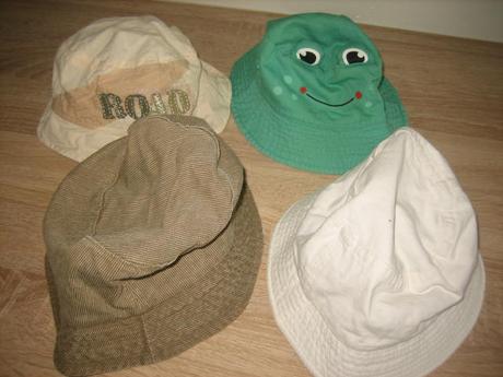 Klobuky 2 kusy, 104