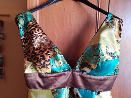 Spoločenské šaty, m