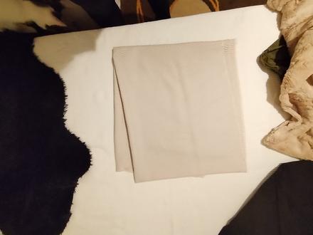 Plisovany béžový šál, orsay