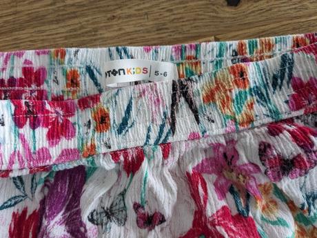 Kvetovaná suknička zn. koton, 116