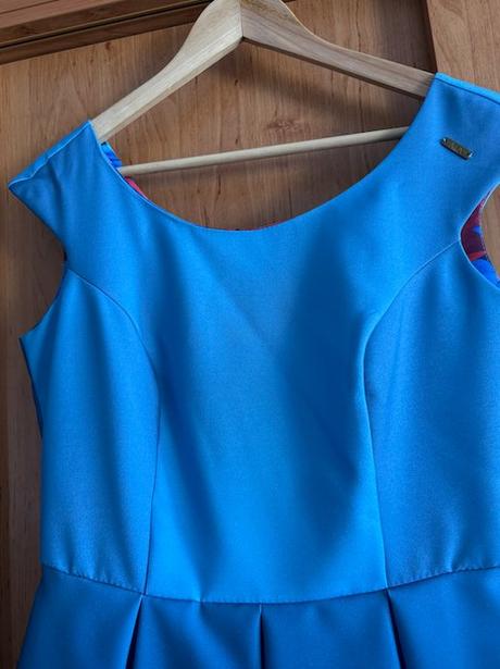 A&a áčkové šaty, m