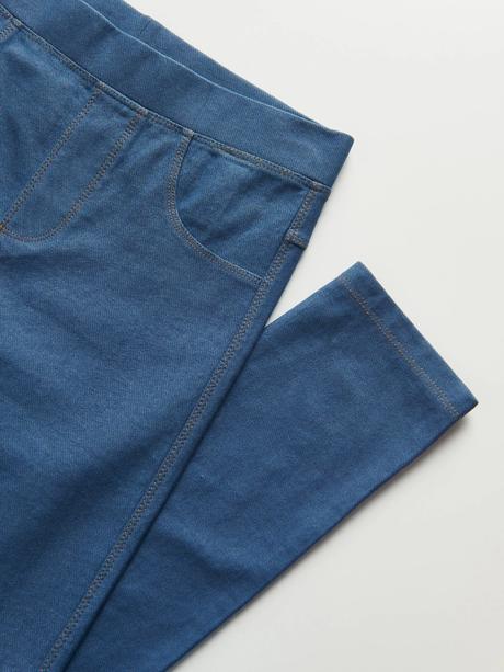 Džeginy reserved, reserved,158