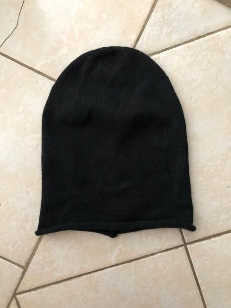 Damska čierna ciapka, 