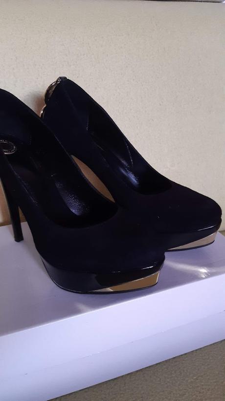 Predám lodičky čierne, na vysokom opätku., 38