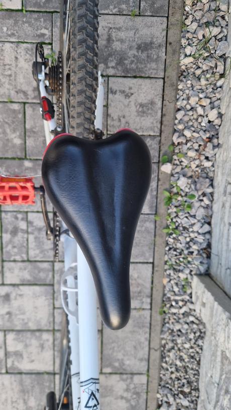 B'twin rockrider 300 jr 24" (decathlon)., 24