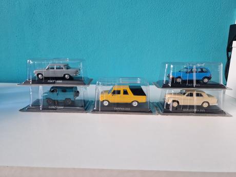 Modely deagostini autíčka mix, 