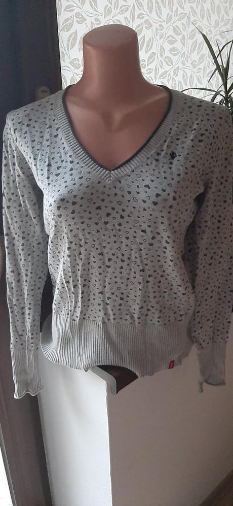 Tenky svetrik so srdieckami, m