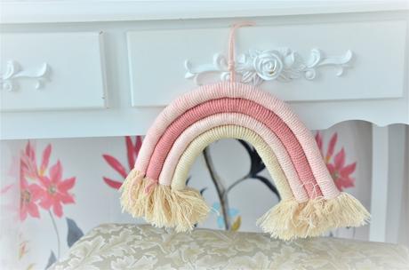 Dekorácia-závesná dúha,