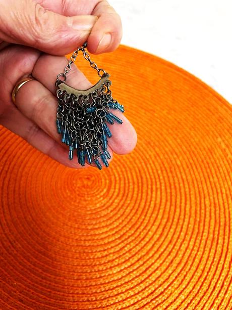 Extravagantné visiace korálková náušnice, 