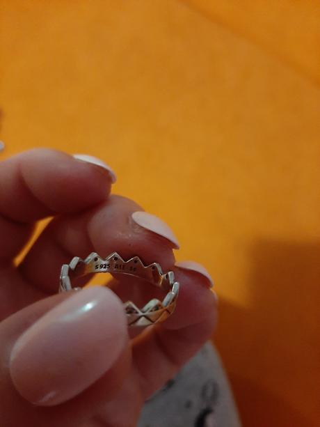 Prstene pandora, pandora