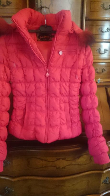 Dámska krátka zimná bunda, s