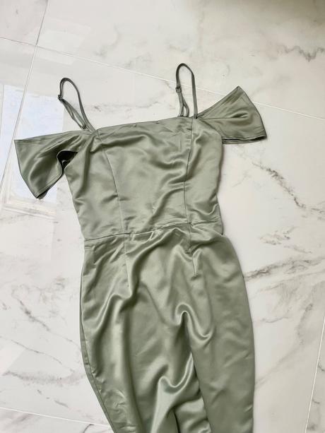 Saténové  šaty sade green, lipsy london,xs