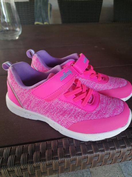 Tenisky, authority,31