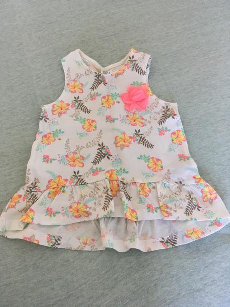 Kvietkovana bluzka bez rukavov, f&f,62