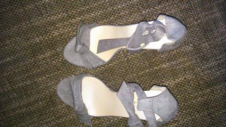 Sandalky s maslickou, 38