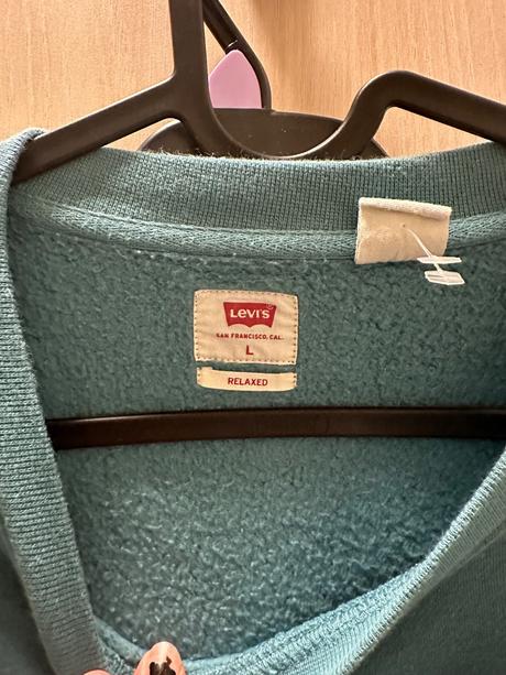 Mikina levis, levis,l