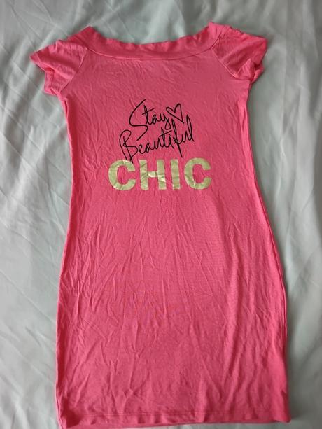 Ružové saty chic, 152