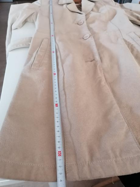 Kabát z brúsenej kože, 38