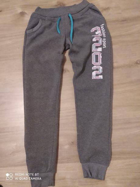 Teplákové nohavice, l