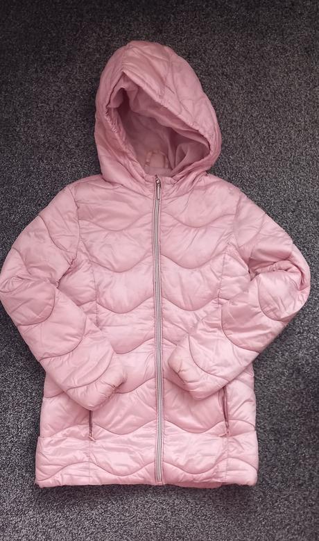 Zimna vetrovka, reserved,134