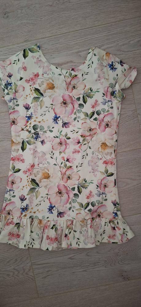 Krasne tricko tunika, 140